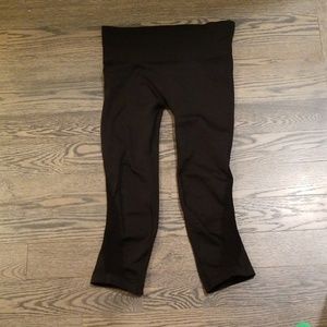 Athleta Capri leggings